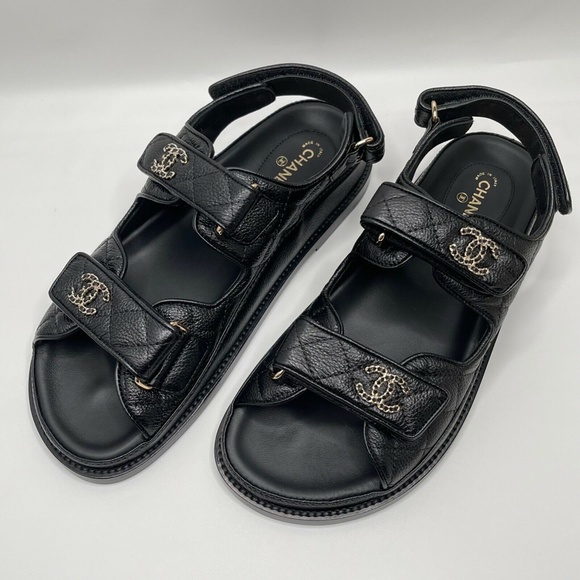 ❌❌ Chanel New 2022 Caviar Leather Quilted Chain CC Logo Slides Mules Dad Sandals - Picture 8 of 13